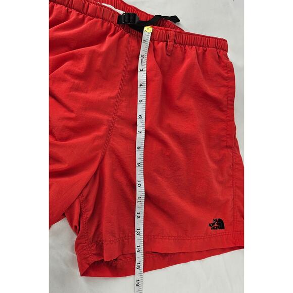 THE NORTH FACE WOMEN'S RED NYLON SHORTS WITH MESH LINING SIZE SMALL - Picture 6 of 11